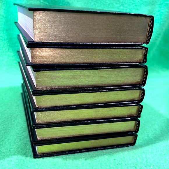 The New Webster’s Library of Practical Information 7 HC Book Box Set - Picture 4 of 6